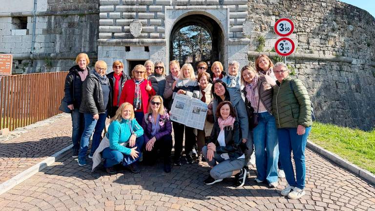 Križanke na izletu v Gorici 7.3.26: malo hoje, veliko smeha, mnogo hudomušnih zgodb in obvezna postaja za sliko s Primorskim dnevnikom. <i>(D.B. )</i>