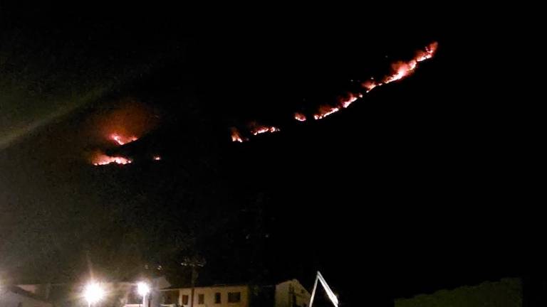 Požar nad Tipano še vzbuja skrbi