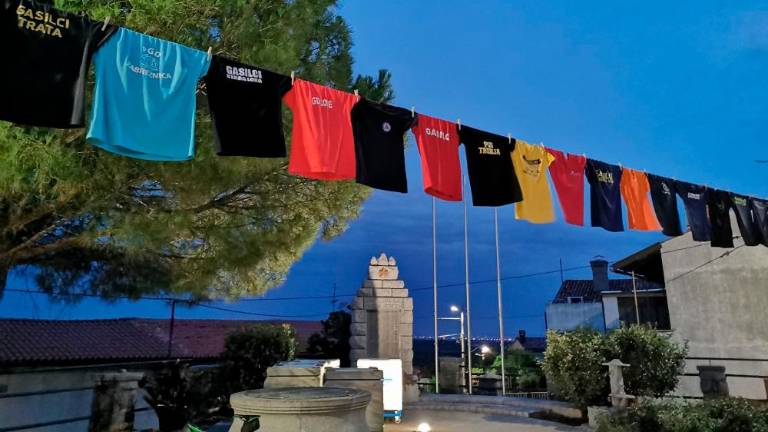 »Kras se vam klanja, mi se vam klanjamo«