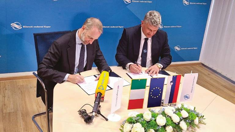 Rižanski vodovod in AcegasApsAmga podpisala sporazum o dobavi pitne vode