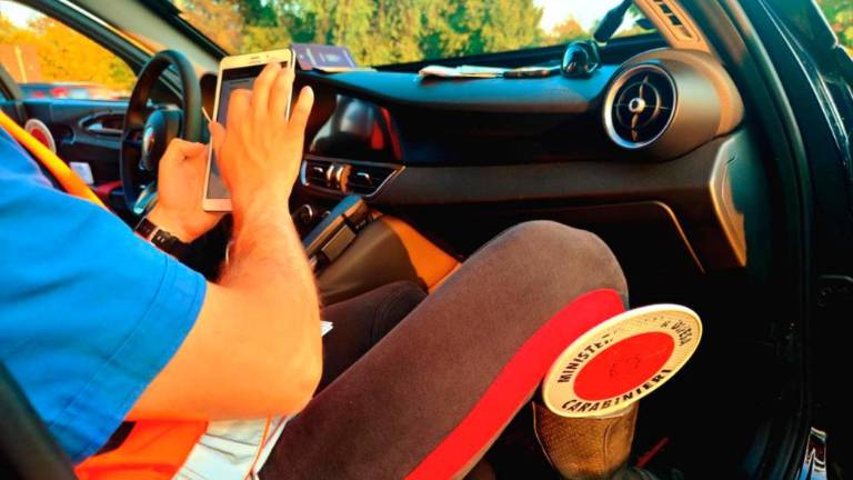 S pajdaši razpečeval mamila na območju Neaplja