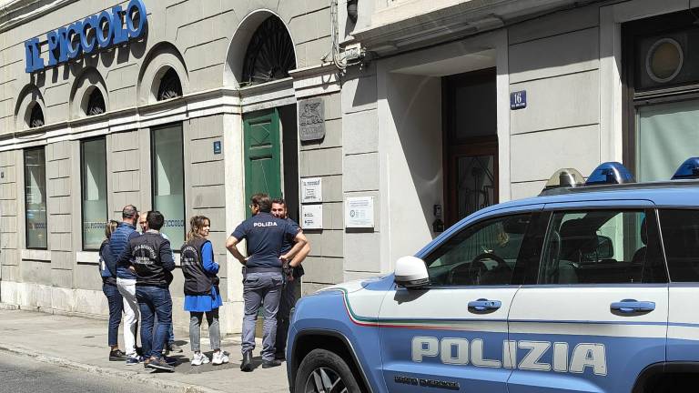Vandalski napad zoper uredništvo dnevnika Il Piccolo