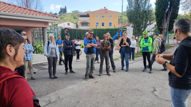 Podali so se po sledovih meje