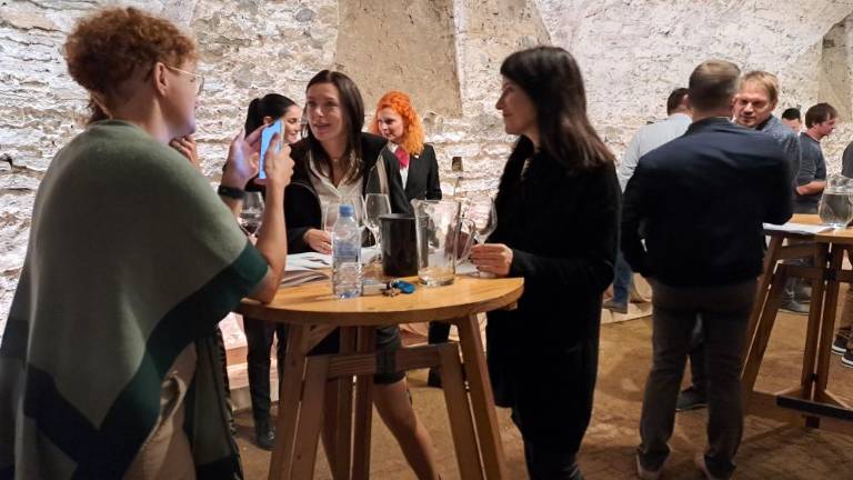 Dobrodelna dražba v korist samostana Kostanjevica