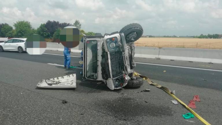 Prostovoljca poškodovana v prometni nesreči ob povratku iz Emilije - Romanje