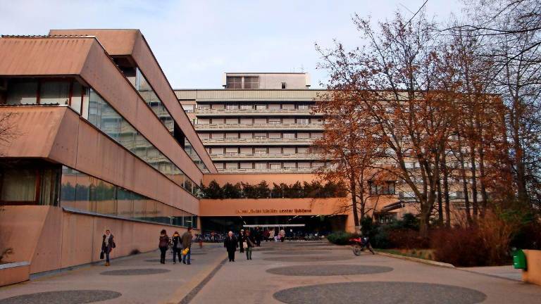 V UKC Ljubljana v četrtek uspešno izvedli dve transplantaciji pljuč