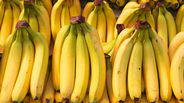 Na olupku banan mnogokrat nevarni pesticidi