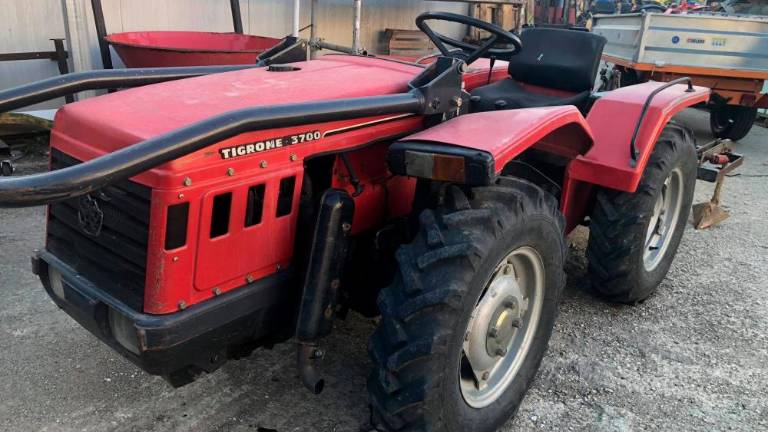 V Idriji ukradeni traktor našli na Gorenjskem