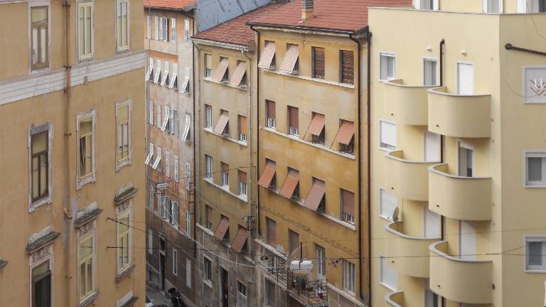 &Scaron;esto poročilo Nepremičninskega observatorija za FJK