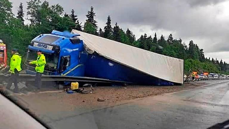 Prometna nesreča na primorski avtocesti