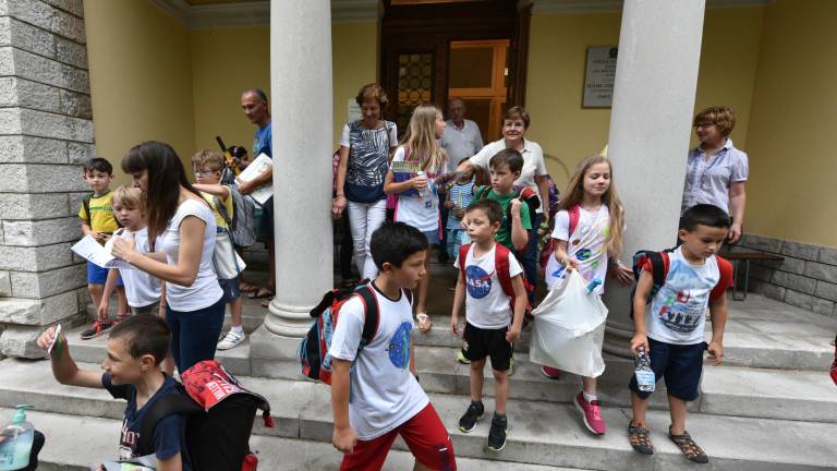 Slovo od &scaron;olskih klopi