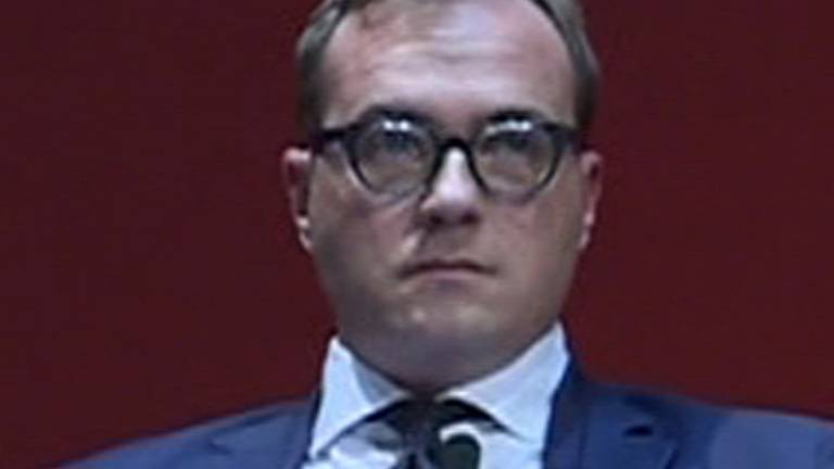 &raquo;Tommaso Cerno nož v hrbet&laquo;