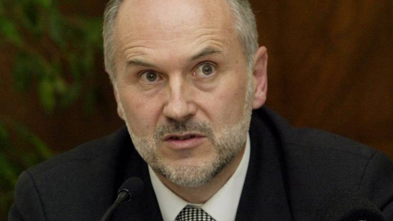 Nesrečna Bosna spet na robu prepada