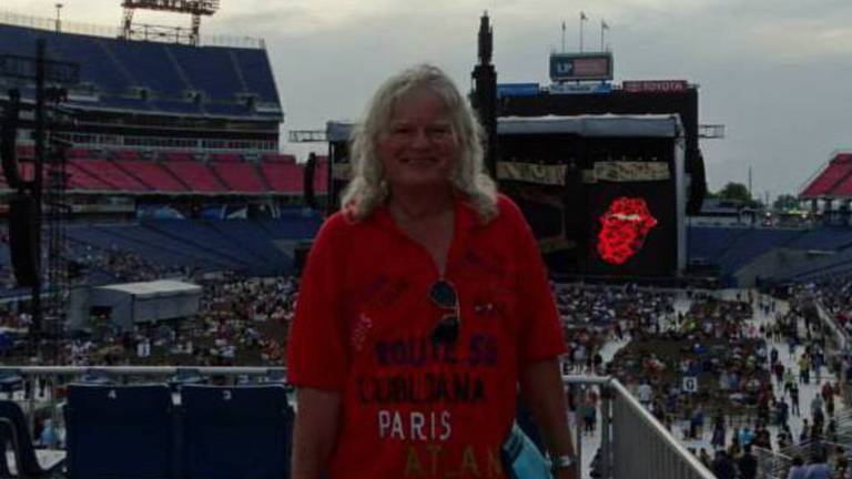 Sredi oceana ali doma ... rock'n'roll!