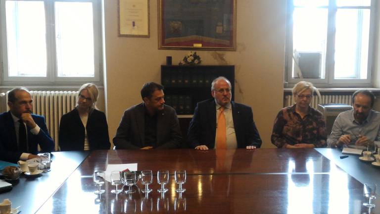 Kandidatura že povezuje