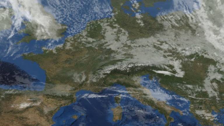 Vodna para se bo spremenila v ledene kristalčke