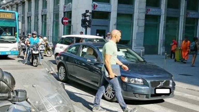 Zbila je pe&scaron;ko in si prislužila klofuto