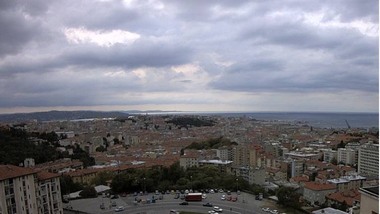 V eni uri 10&deg;C manj!