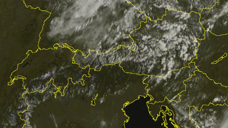 Danes bo na Primorskem pretežno jasno