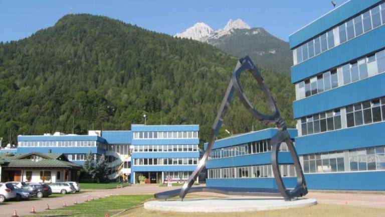 Luxottica in Essilor se bosta lakho združila