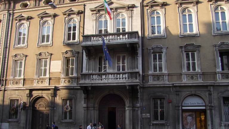 Ni ovir za slovensko sekcijo