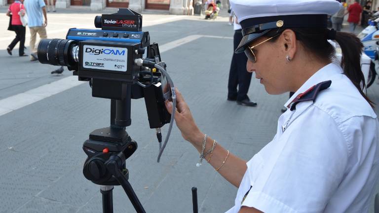 Kje bodo merili hitrost v tem tednu