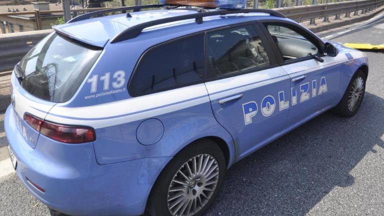 Zgorel avtomobil na hitri cesti