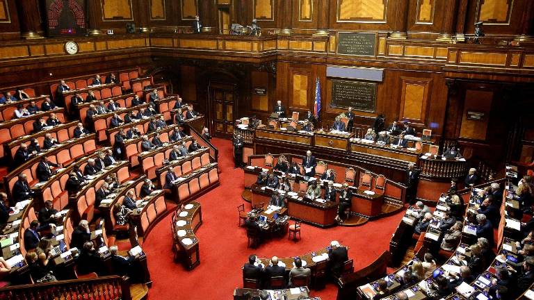 Za parlament od danes &scaron;est Slovencev