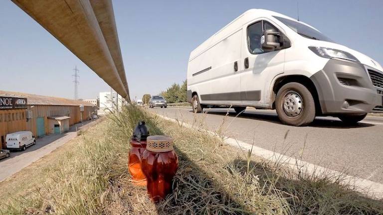 V prometni nesreči umrl kolesar