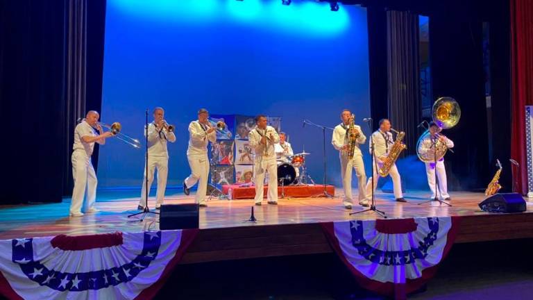 Glasba za vse okuse in gledališče