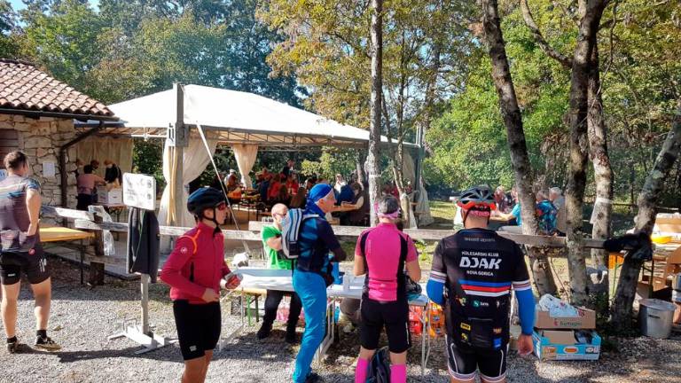 »Kostanjada« SPDG na Vrhu