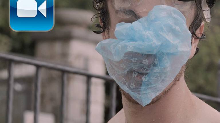 V morju plastika, tujerodne vrste in vse manj rib