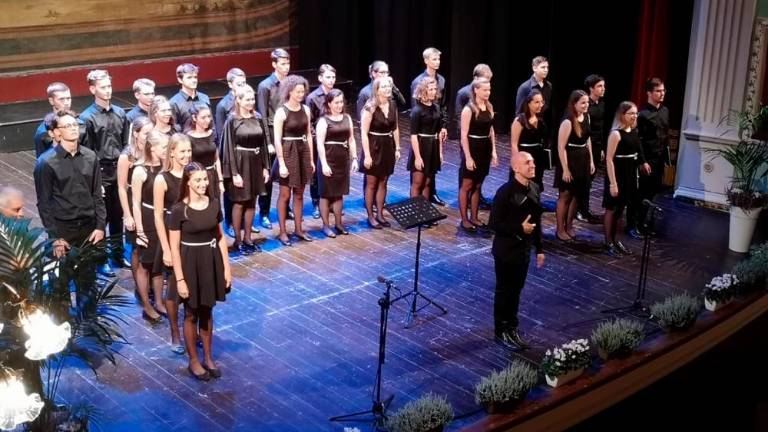 Vrhunski Komelovci odnesli tri nagrade