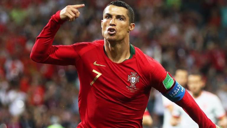 Ronaldo dobi več kot zamejci
