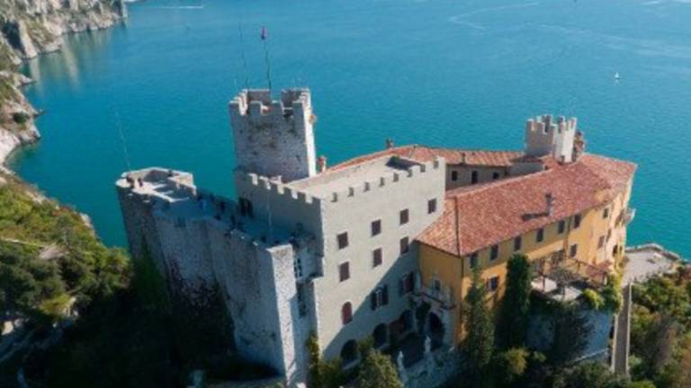 Z avtobusom od &Scaron;tanjela do Devina