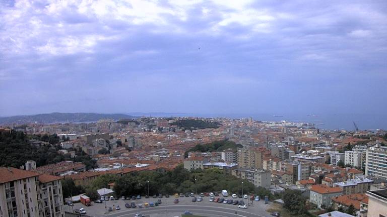 Poslab&scaron;anje se bo stopnjevalo