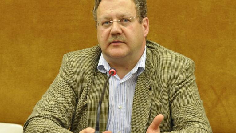 Priziv proti večstopenjskim &scaron;olam