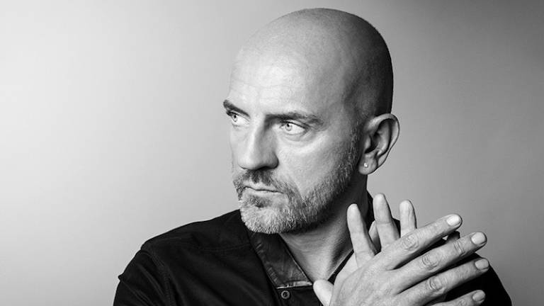 Sven V&auml;th prihaja v Sesljan