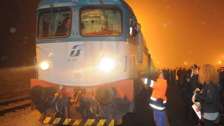 Čezmejno železni&scaron;ko vozli&scaron;če v programskem dogovoru