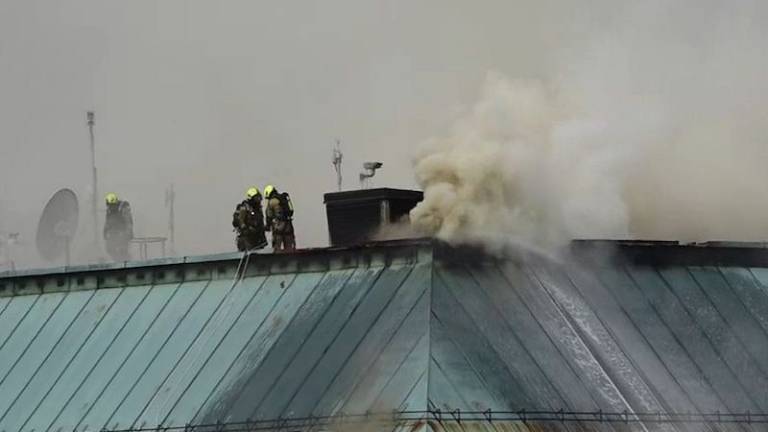 Ga&scaron;enje požara v Hotelu Union zahtevnej&scaron;e od pričakovanj