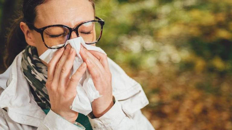 Obremenilen vremenski vpliv in veliko cvetnega prahu