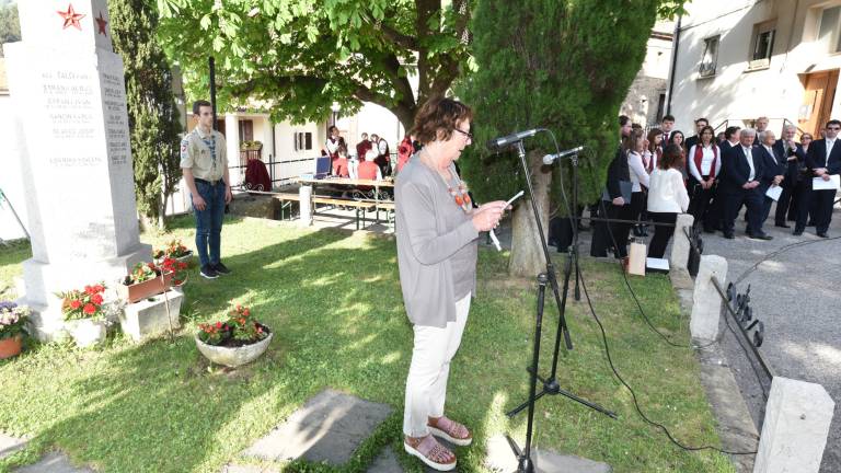 Proti fa&scaron;izmu z vzgojo in izobrazbo