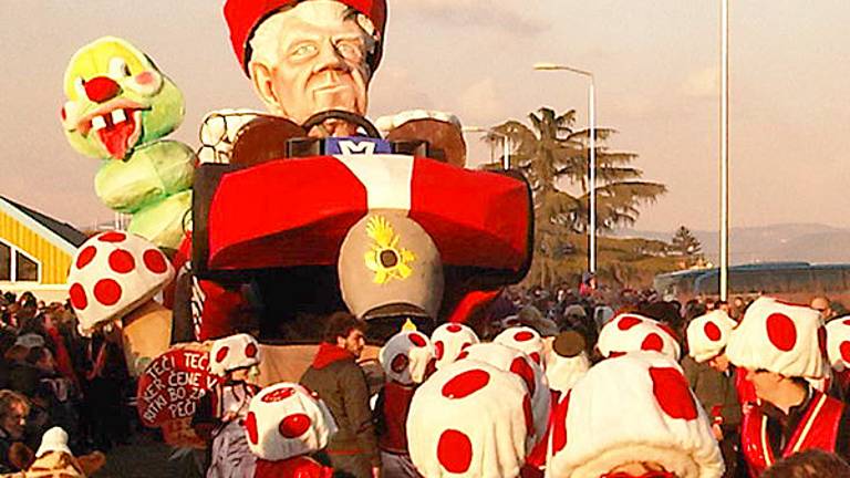 &Scaron;tmavrski SuperMario in romjanske &scaron;torklje