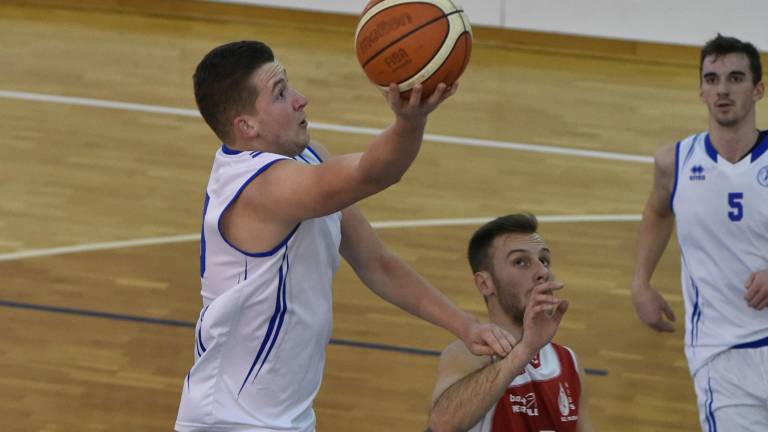 &Scaron;portna sobota: Bor Radenska prekinil su&scaron;o, derbi Valu