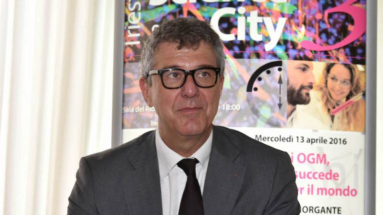 Iz Trsta na King's College v London