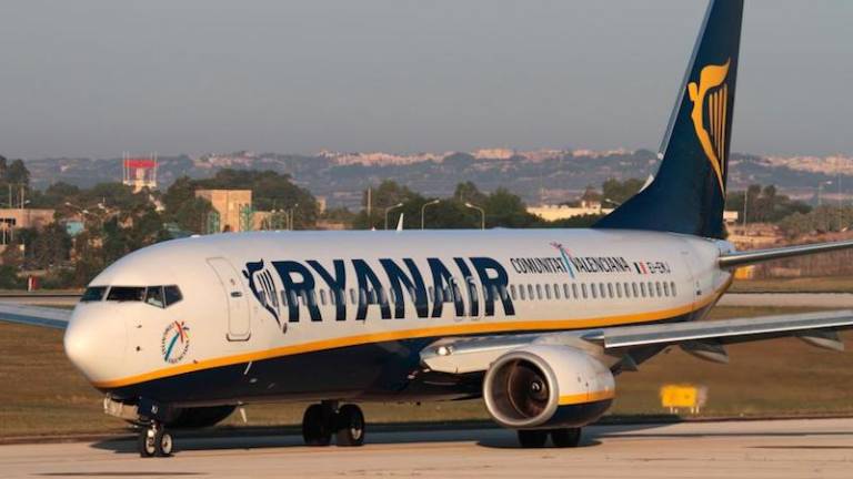 Na letalih Rynair odslej le en kos ročne prtljage