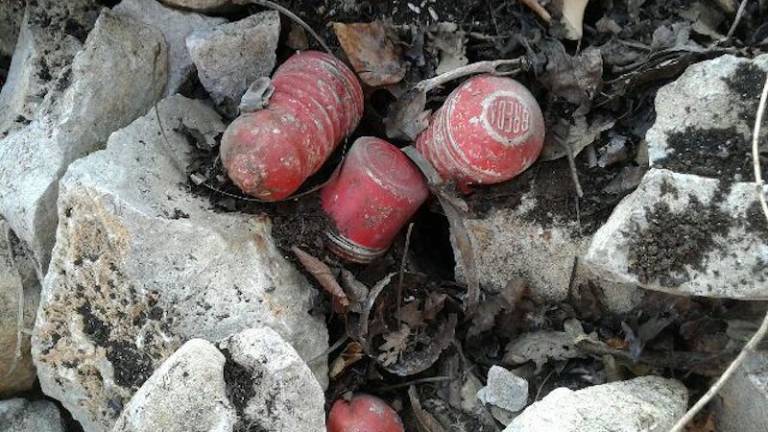 V bližini vrtca na&scaron;li topovski granati