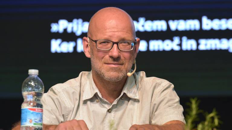 Bernard Nežmah: Vrača se prastara politika