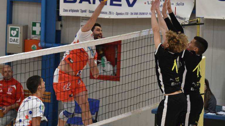 V B-ligi ne bi obstali