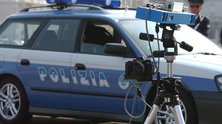 Brez vozni&scaron;ke, tehničnega pregleda in zavarovanja ...